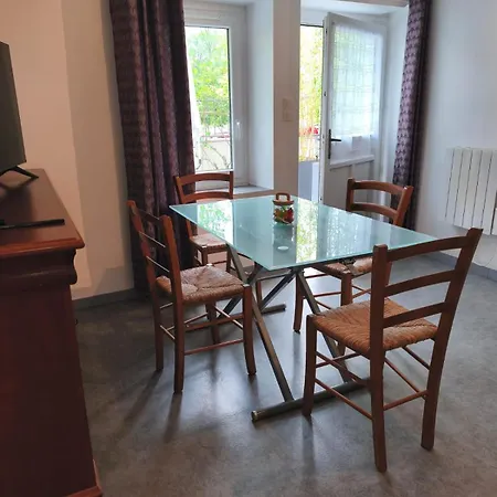 Escapade Au Fil Du Canal Apartment